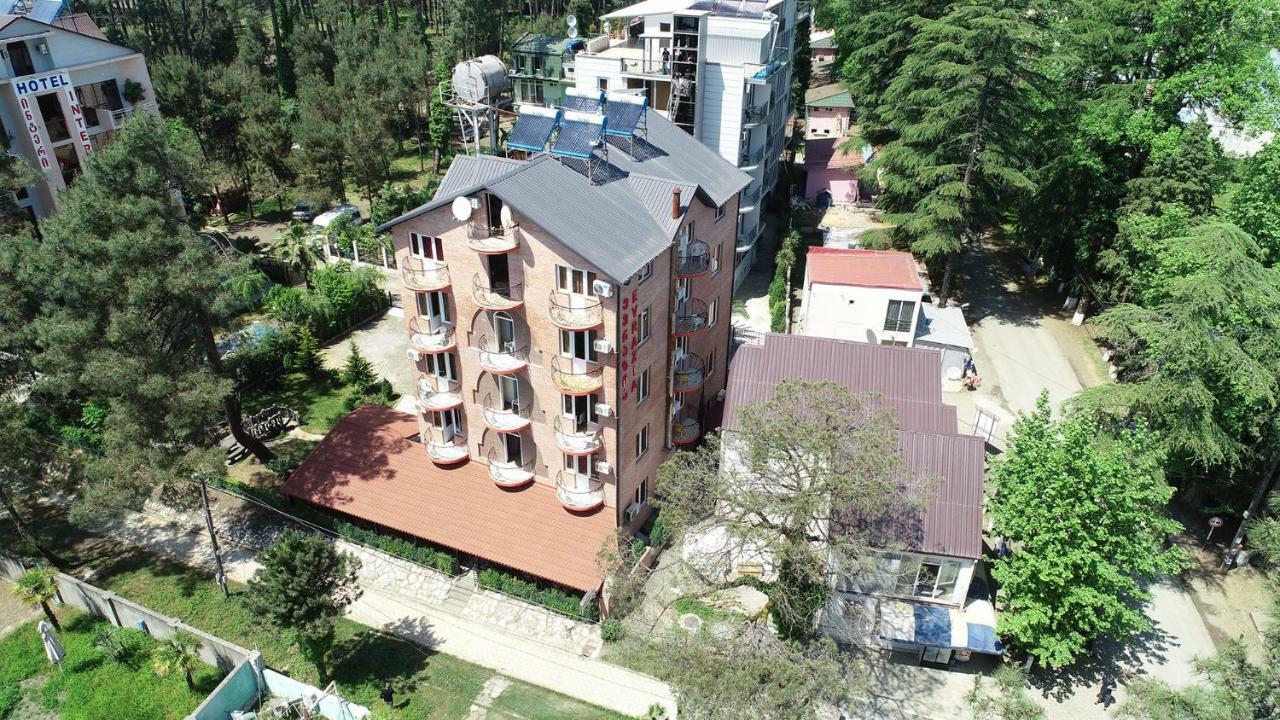 Hotel Evrazia Ureki Exteriér fotografie