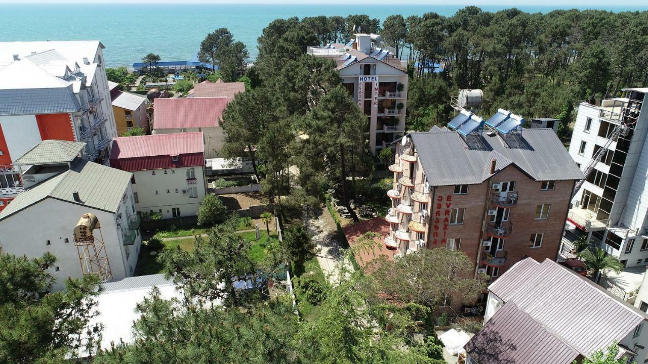 Hotel Evrazia Ureki Exteriér fotografie
